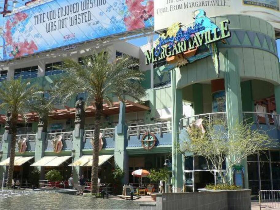 4 Bedroom Home-Casino-State Farm Stadium Only 2 Miles Glendale Esterno foto