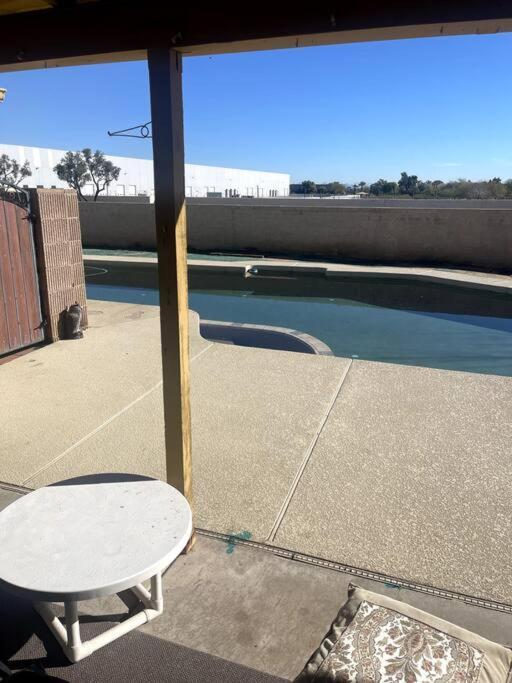 4 Bedroom Home-Casino-State Farm Stadium Only 2 Miles Glendale Esterno foto